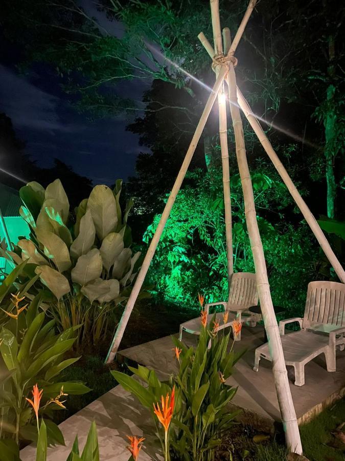 Grand Park Manuel Antonio Hotel Quepos Buitenkant foto